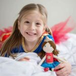 Great Pretenders - Υφασμάτινη κούκλα Σούπερ ηρωίδα 33 εκ. - Image 2