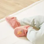 PETITES CHANSONS. Σετ παντοφλάκια και βραχιολάκι-κουδουνίστρα κουνελάκι - Image 7