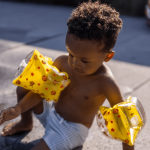 SWIM ESSENTIALS - Μπρατσάκια για παιδιά από 2-6 ετών - "Circus" - Image 2