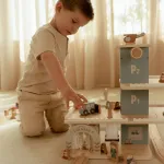 LITTLE DUTCH. Ξύλινο γκαράζ παιχνιδιού FSC - Image 2